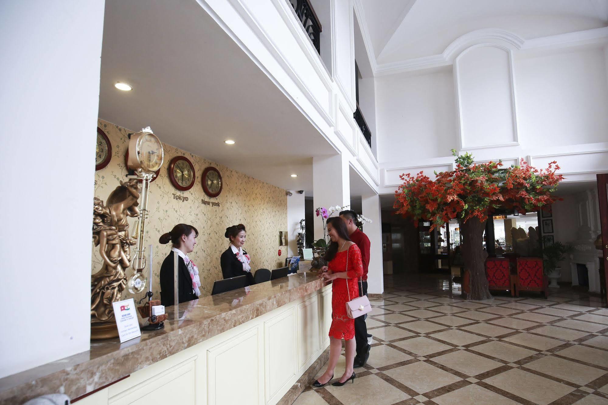 Ngoc Phat Dalat Hotel מראה חיצוני תמונה